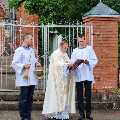 Sv.Mise 24.jūlijā. Autovadītāju un automašīnu pasvētīsana.