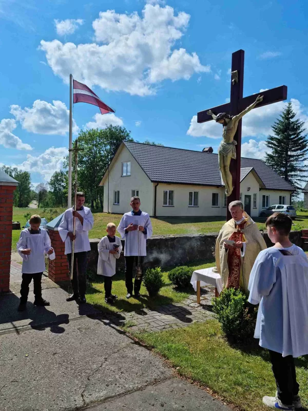 Kristus Vissvētā Miesa un  Asinis, pr.Vitālija ordinācijas 10.gadadiena.