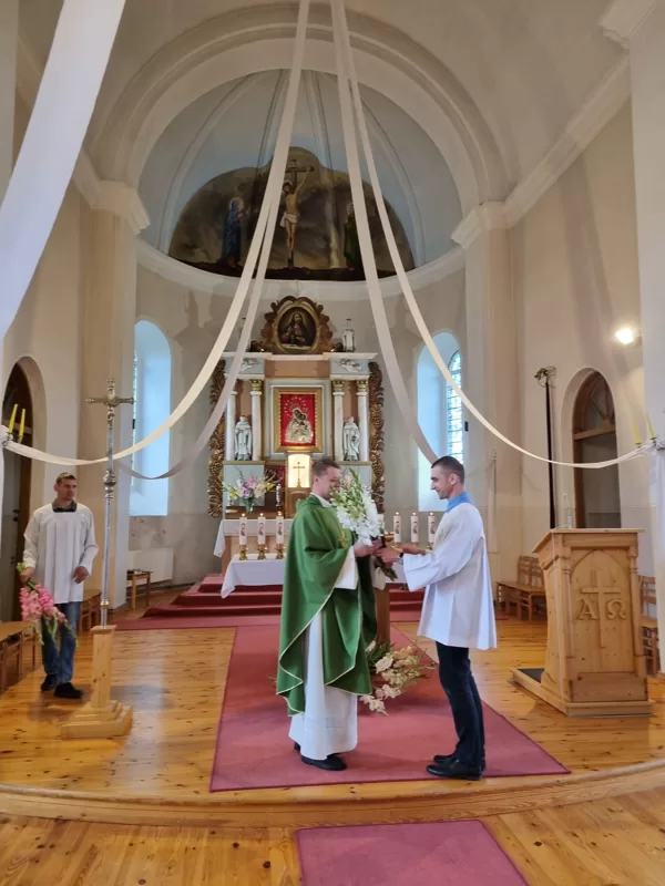 Pr.Laura sveikšana uzsākot kalpojumu mūsu draudzē.