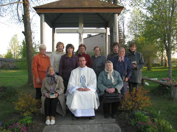 Sv.Mise pie Nirzas krucifiksa